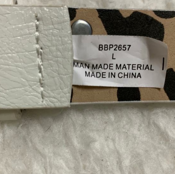 New Betsey Johnson Belt - Picture 6 of 6